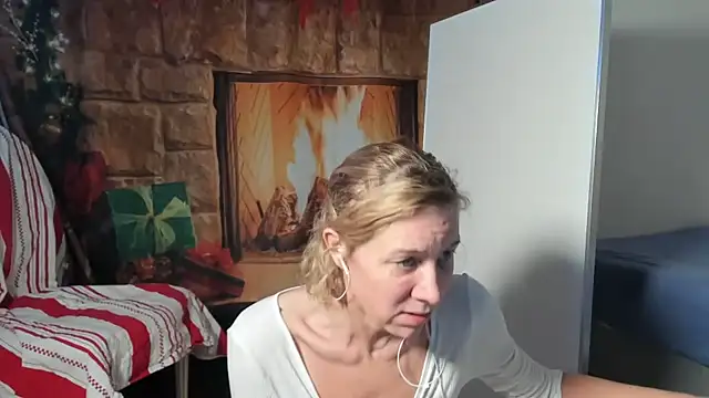 Snapshot of Lola_Belgium chatting on January 6, 2026, 9:24 am Lola Belgium online show from January 6, 2026, 9:24 am