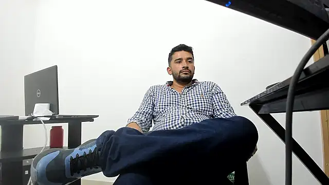 isearchcompany online show from January 15, 2026, 1:42 am