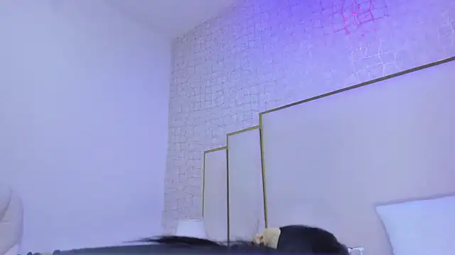 Snapshot of paola_rodriguez chatting on March 8, 2026, 11:57 am paola rodriguez online show from March 8, 2026, 11:57 am