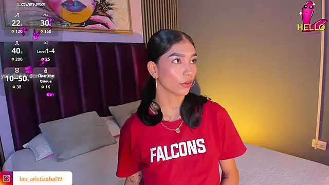 LauraAristizabal online show from July 25, 2026, 12:11 pm