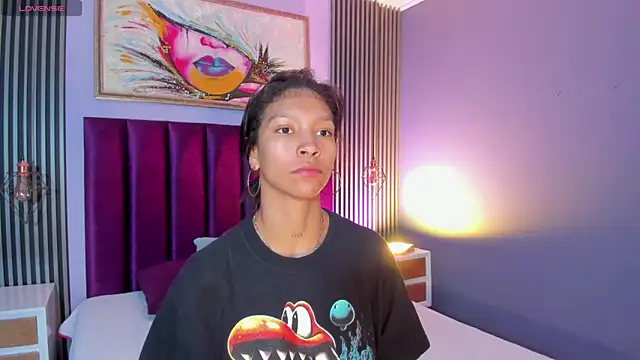 LauraAristizabal online show from February 7, 2026, 12:35 pm