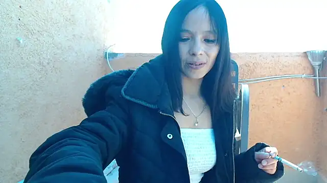 MINI Petite online show from January 7, 2026, 6:57 pm