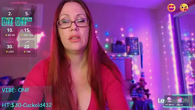 EmmaIsHere online show from November 6, 2025, 1:59 pm