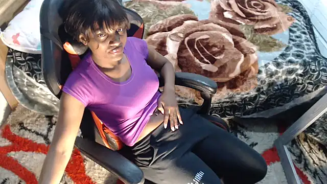 sexyjustin202 online show from September 10, 2025, 11:15 pm