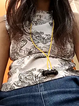 CuteSarikaLIVE online show from February 25, 2026, 3:51 am