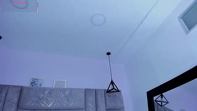 CeliWoods online show from December 22, 2025, 11:21 am