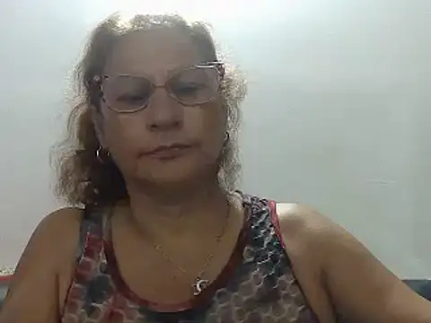 charrysexy1 online show from December 10, 2024, 1:43 am