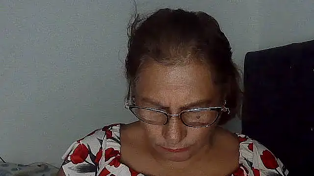 charrysexy1 online show from November 26, 2025, 12:05 pm