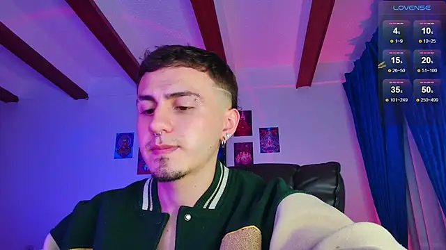 Snapshot of dimitri-bilak chatting on September 20, 2025, 1:21 am dimitri-bilak online show from September 20, 2025, 1:21 am