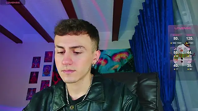 Snapshot of dimitri-bilak chatting on December 22, 2024, 11:09 pm dimitri-bilak online show from December 22, 2024, 11:09 pm