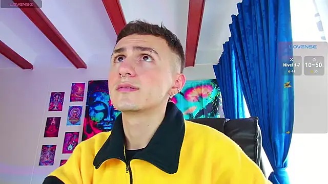 Snapshot of dimitri-bilak chatting on December 3, 2024, 9:39 pm dimitri-bilak online show from December 3, 2024, 9:39 pm