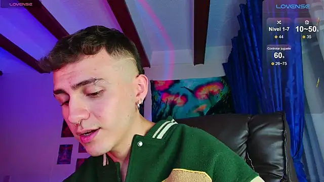 Snapshot of dimitri-bilak chatting on March 8, 2025, 2:34 am dimitri-bilak online show from March 8, 2025, 2:34 am