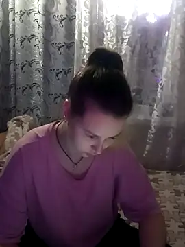 Snapshot of KUKLA_NIKA chatting on November 14, 2025, 8:07 am KUKLA NIKA online show from November 14, 2025, 8:07 am