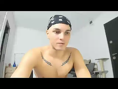 Snapshot of Angelfrank__ chatting on November 16, 2025, 1:05 pm Angelfrank online show from November 16, 2025, 1:05 pm