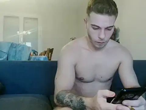 Snapshot of Elkafit28 chatting on February 11, 2026, 8:14 am Elkafit28 online show from February 11, 2026, 8:14 am