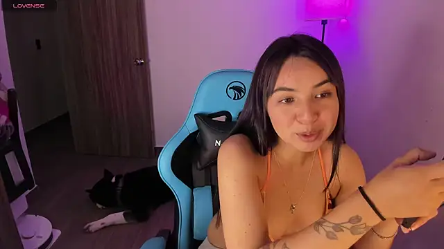 Miss Nicole online show from February 4, 2026, 7:31 pm