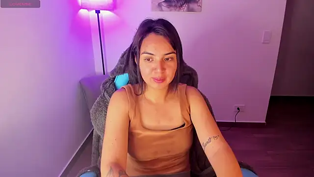 Snapshot of Miss_Nicole chatting on June 4, 2026, 1:54 am Miss Nicole online show from June 4, 2026, 1:54 am
