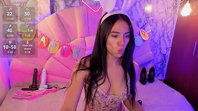  emma miller  online show from April 4, 2026, 12:01 pm