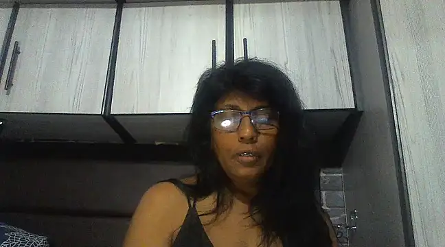 Snapshot of MsAttitude chatting on March 13, 2025, 6:45 pm MsAttitude online show from March 13, 2025, 6:45 pm