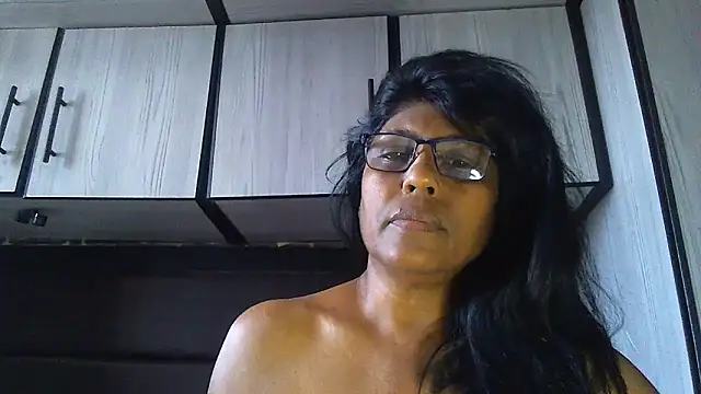 Snapshot of MsAttitude chatting on March 6, 2025, 12:09 pm MsAttitude online show from March 6, 2025, 12:09 pm