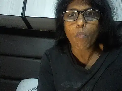 Snapshot of MsAttitude chatting on October 4, 2025, 6:26 am MsAttitude online show from October 4, 2025, 6:26 am