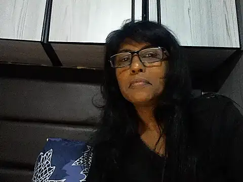 Snapshot of MsAttitude chatting on October 12, 2025, 2:29 pm MsAttitude online show from October 12, 2025, 2:29 pm