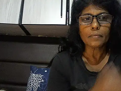 Snapshot of MsAttitude chatting on September 29, 2025, 7:59 am MsAttitude online show from September 29, 2025, 7:59 am