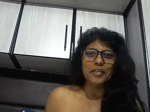 Snapshot of MsAttitude chatting on September 26, 2025, 7:04 am MsAttitude online show from September 26, 2025, 7:04 am