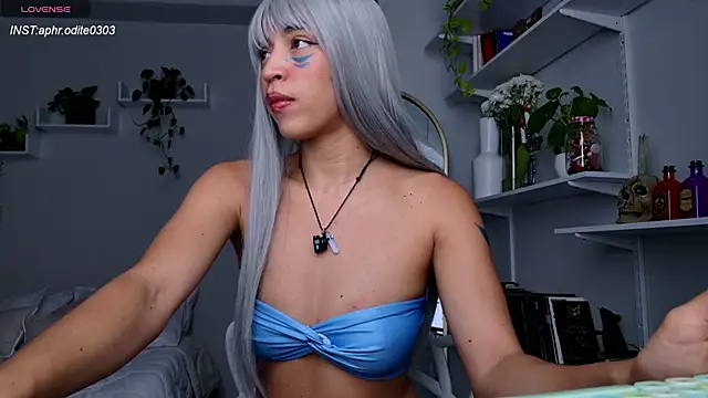 Nikol-JE online show from October 10, 2025, 9:04 pm