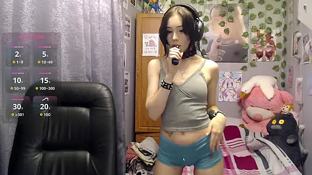 Snapshot of Kirishiki_Retta chatting on October 9, 2025, 2:50 pm Kirishiki Retta online show from October 9, 2025, 2:50 pm