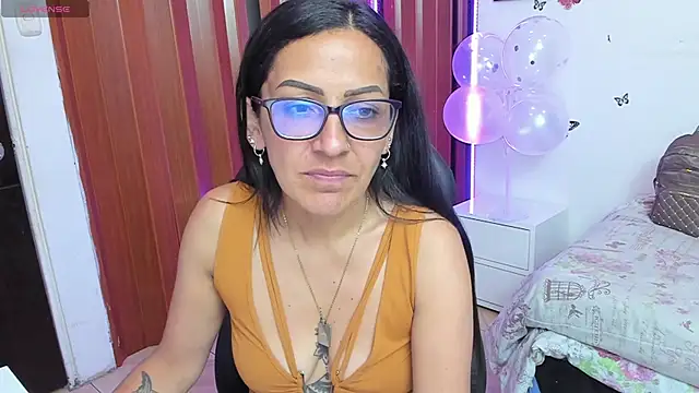 alma blue online show from November 13, 2025, 11:08 pm