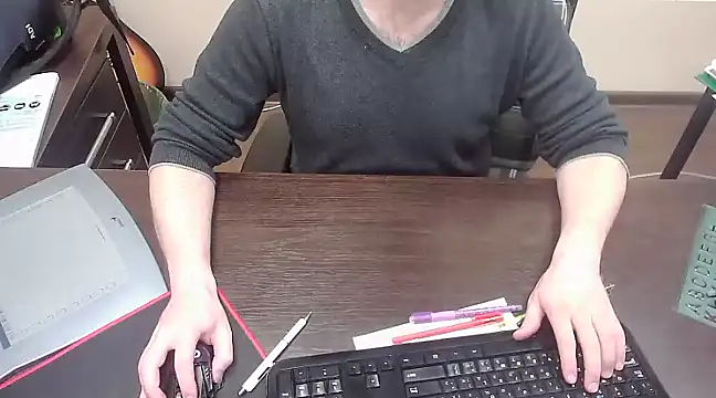 Snapshot of alex89north chatting on March 4, 2025, 7:22 pm alex89north online show from March 4, 2025, 7:22 pm