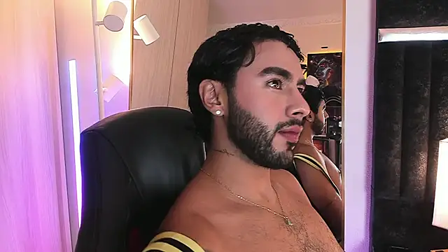 ItsMeEros online show from June 28, 2026, 10:49 pm