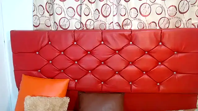 dirtydolltsx online show from November 12, 2025, 2:59 am