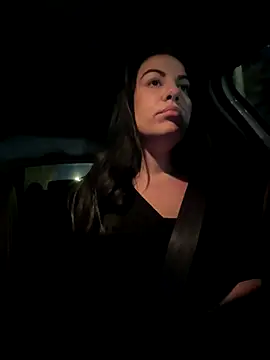 victoria athena online show from December 1, 2025, 4:52 pm