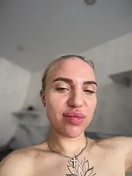 pinkstar  online show from February 6, 2026, 6:20 am