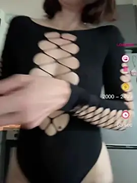 fuckable milf online show from May 17, 2026, 10:04 am