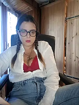 dolcehelena993 online show from September 20, 2025, 12:32 pm