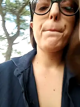 dolcehelena993 online show from September 28, 2025, 9:27 am