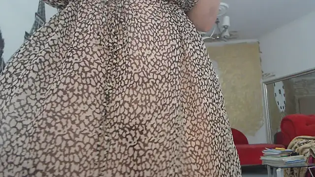 AnnaBellaLuckyXOXO online show from December 1, 2025, 11:22 am