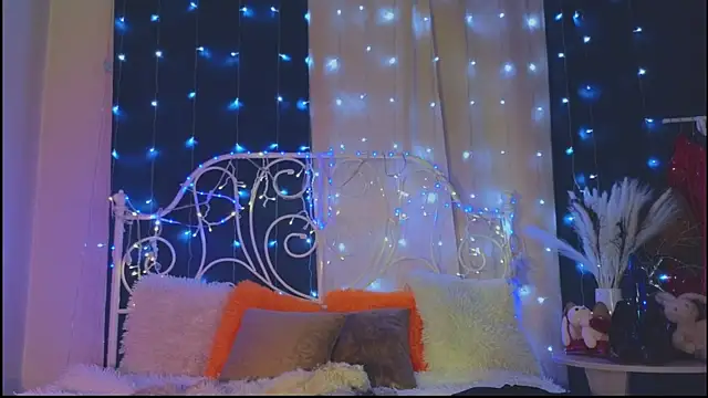 Snapshot of Funny_Bunny chatting on March 10, 2025, 2:50 am Funny Bunny online show from March 10, 2025, 2:50 am