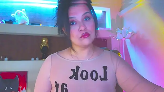 Snapshot of Malika_uAngel chatting on March 14, 2026, 8:15 pm Malika uAngel online show from March 14, 2026, 8:15 pm