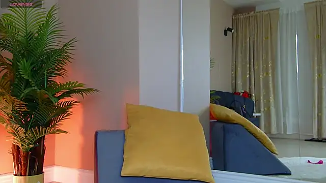 Avril Cyrus online show from March 13, 2026, 7:35 am