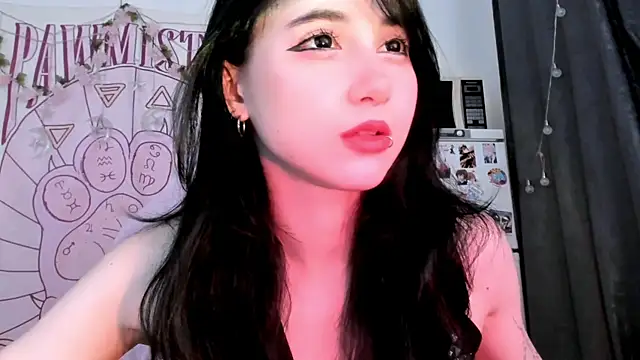 Holy420lolii online show from July 28, 2026, 7:26 pm