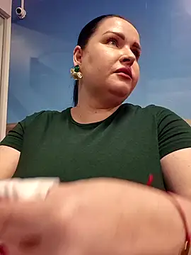 GeorgiaLerox online show from March 28, 2026, 2:07 pm