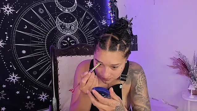 Snapshot of Eva_Lee_ chatting on February 20, 2026, 9:44 am Eva Lee online show from February 20, 2026, 9:44 am