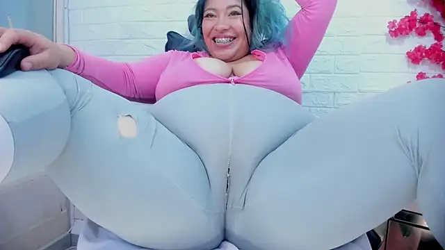 Fierymichef online show from November 14, 2025, 9:57 am