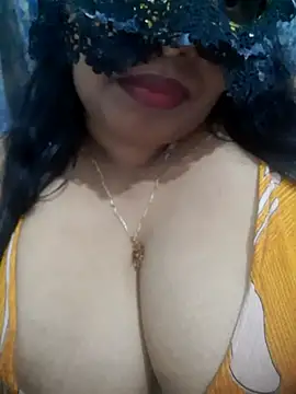 chubby wife online show from April 3, 2026, 3:29 pm