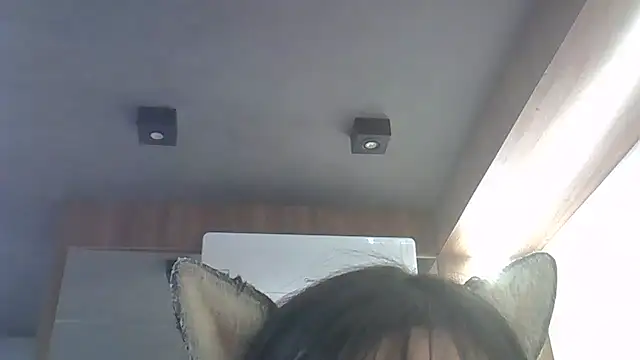 Skinny-Kitten online show from January 14, 2026, 3:21 am