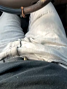 prekumstud online show from October 4, 2025, 12:23 am